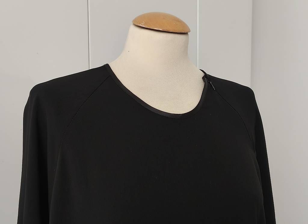 Vestiti: Kleid/Abaya schwarz mit Reissverschluss – Usato da Basel venduto da ukhtyy 4