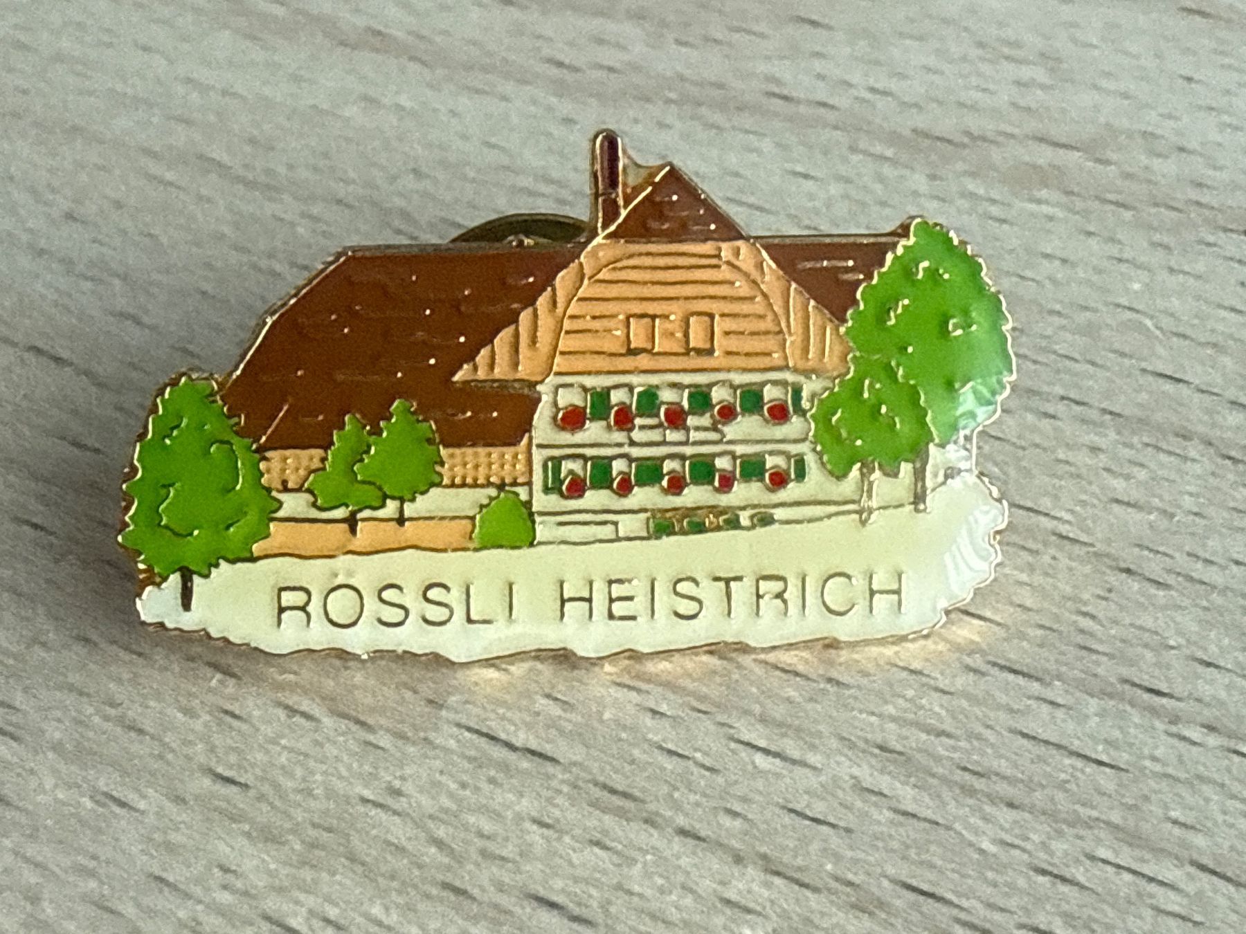 Plaketten & Abzeichen: Pin Rössli Heistrich – Gebraucht aus Glattbrugg von Schweigmatt