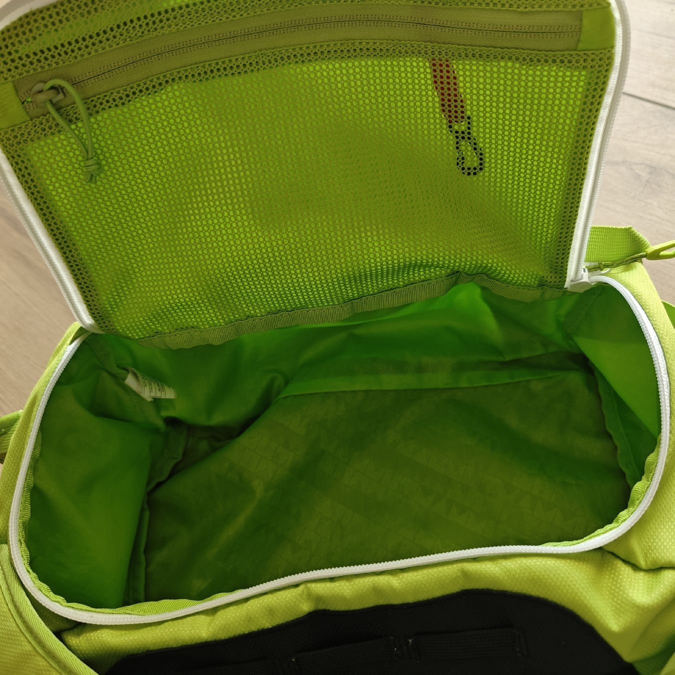Mammut Sacs à dos: Mammut Cargo 18 L, backpack lime green black, good condition – D'occasion à Rothenfluh par Carly_Q 4