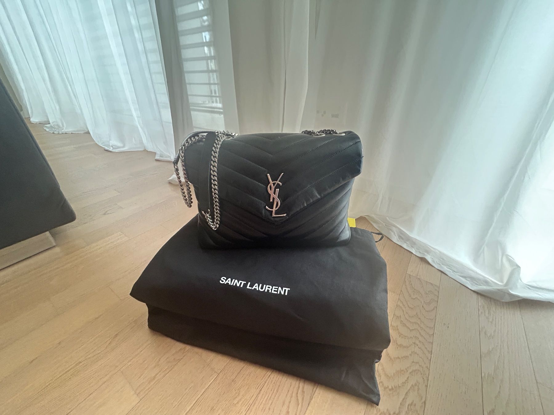 Saint Laurent Borse da donna: Saint Laurent LouLou Medium Bag – Usato da Schaffhausen venduto da missclichy 1