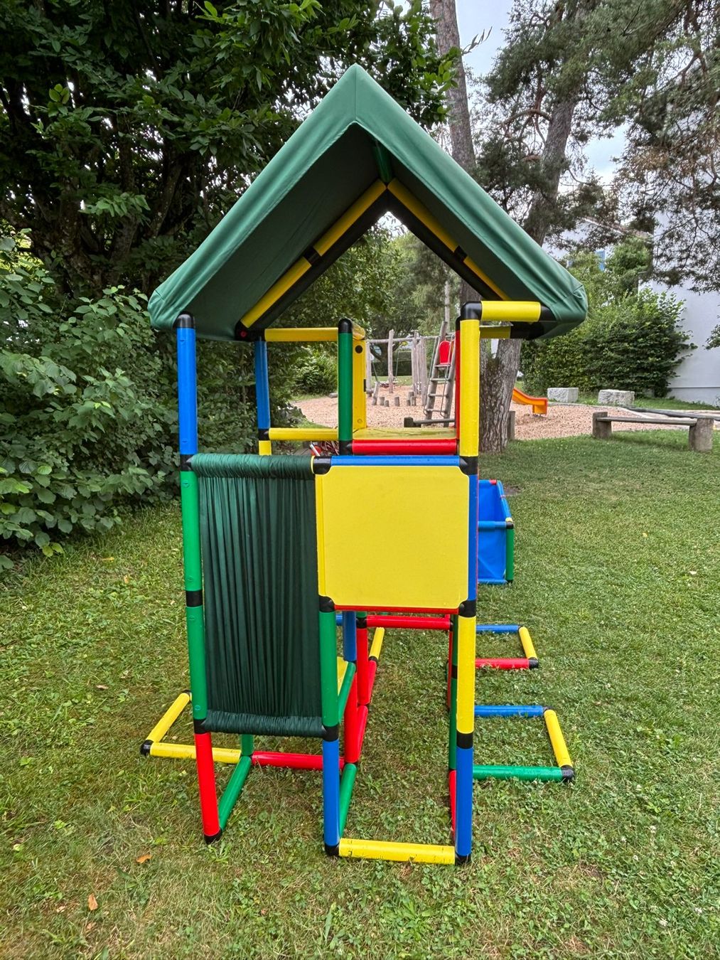 Piscine: QUADRO Wasserrutschen-Kletterturm mit Modularrutsche, Pool L – Usato da Zürich venduto da Farmer79 2