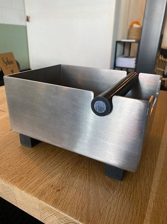 Macchine per caffè & Macchine per espresso: Ausklopfschale massiv – Usato da frauenfeld venduto da core05 1