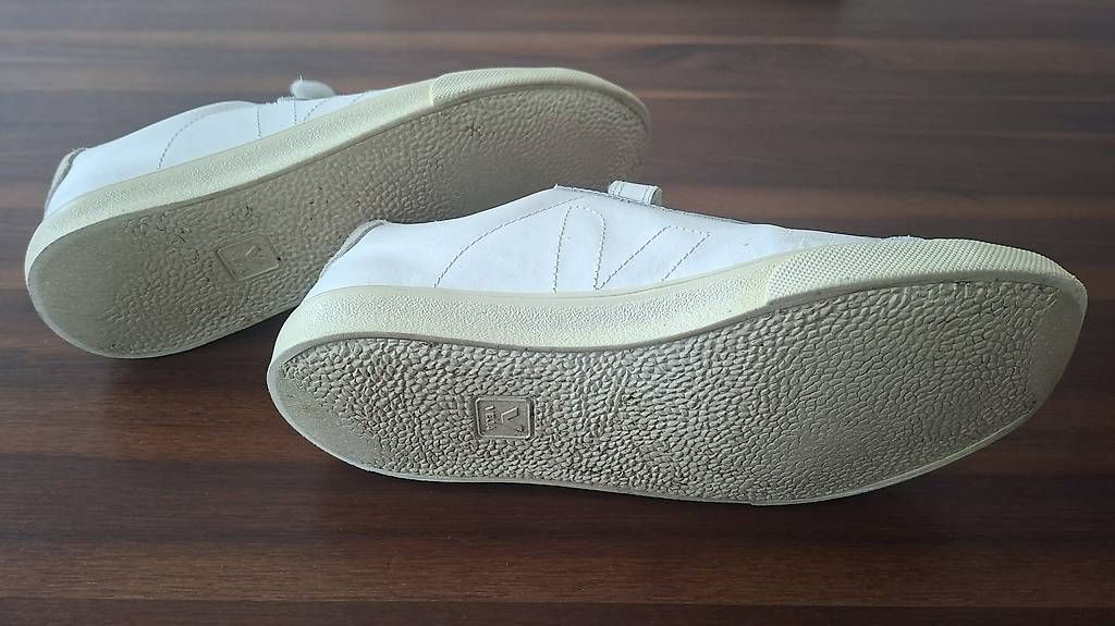 Veja Herrenschuhe: Veja Herren Sneaker 42 – Gebraucht aus Bottmingen von ait_slz5 2
