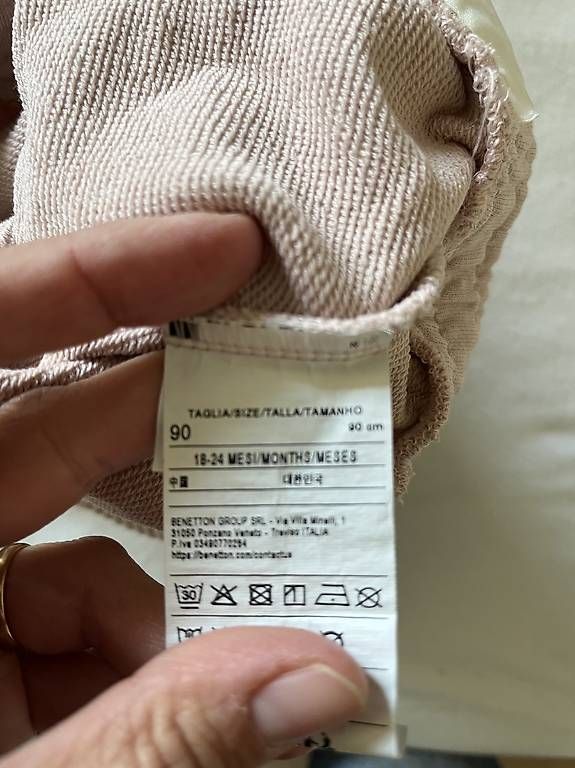 Benetton Maglioni & Felpe: Süsser Benetton Pullover altrosa Grösse 90 – Usato da Bolligen venduto da vieilleville 1