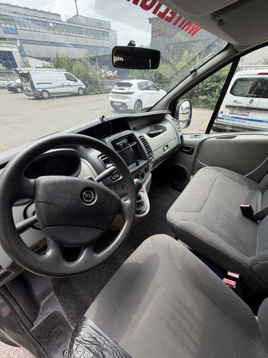 Opel Nutzfahrzeuge: Opel Vivaro 2.0 CDTI – Gebraucht aus Burgdorf von WHITELIGHT3400 7