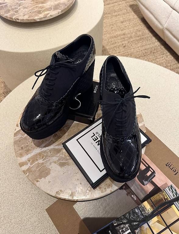 Chanel Scarpe da donna: CHANEL LOAFERS – Nuovo (secondo la descrizione) da Schwyz venduto da bofb 2