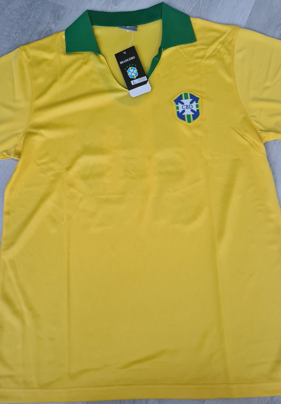 Canottiere & Pantaloni: Maillot Brésil dédicacé par Pelé – Nuovo (secondo la descrizione) da Attalens venduto da Thominho 3