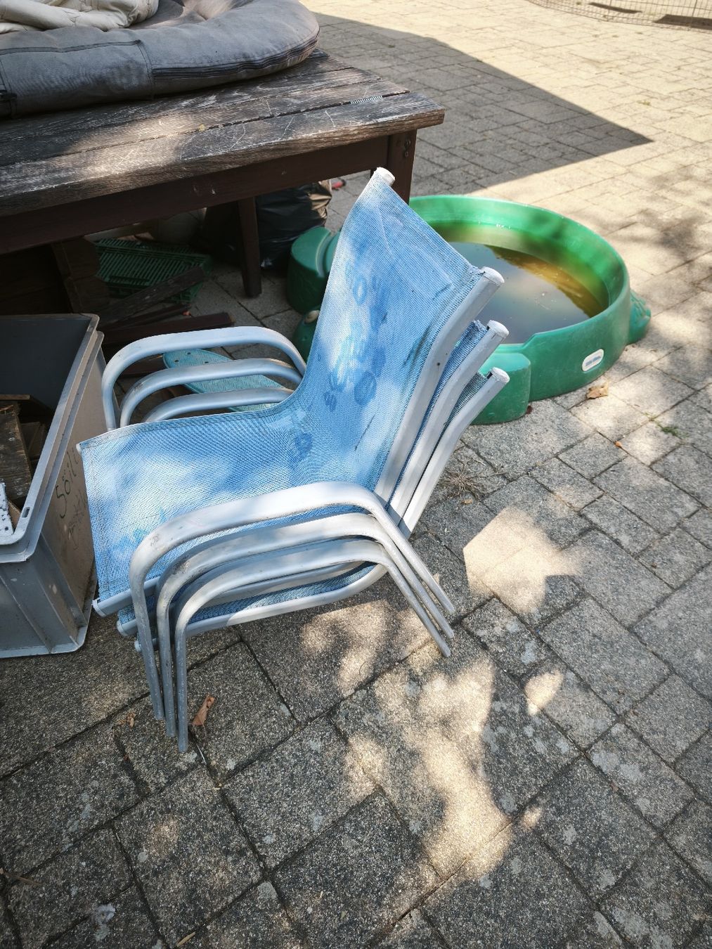 Chaises: 3 Kinderstügle für Garten oder Terrasse  – D'occasion à Gontenschwil par Jeepli1970