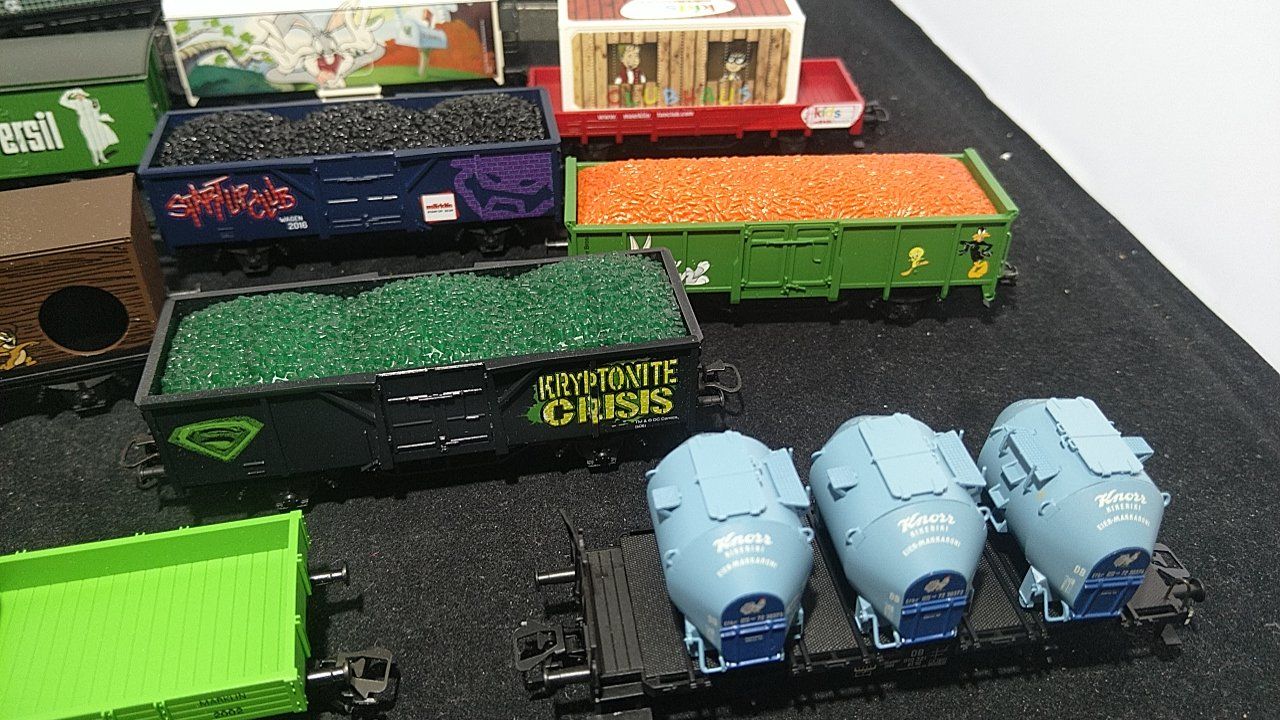 Märklin Modellini di ferrovie: 11 Jahreswagen Märklin – Usato da Uster venduto da Regenwurm61 1