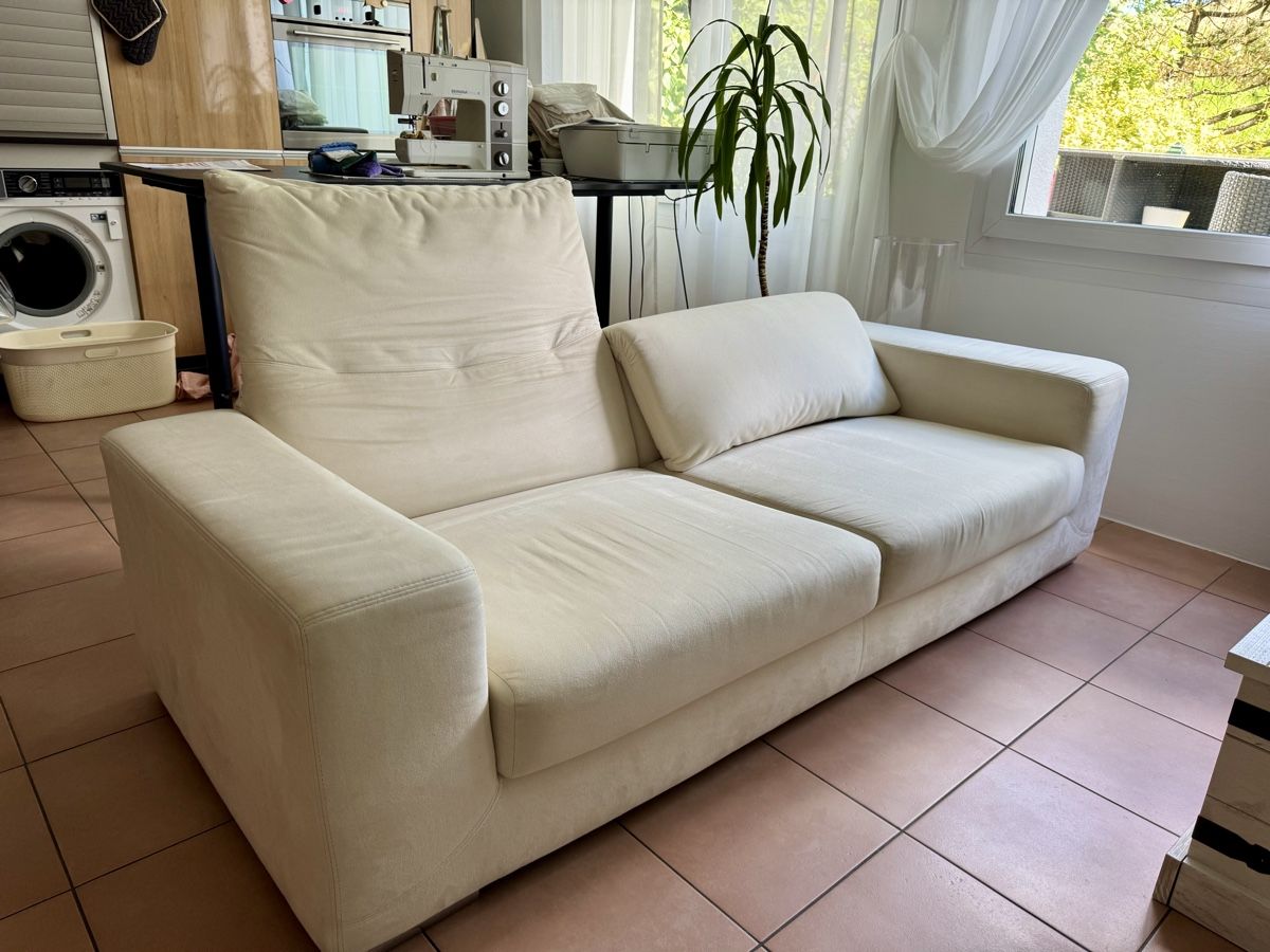 Divani: Gemütliches 2-er Sofa in Beige – Usato da Kaltbach venduto da Akt_99 2