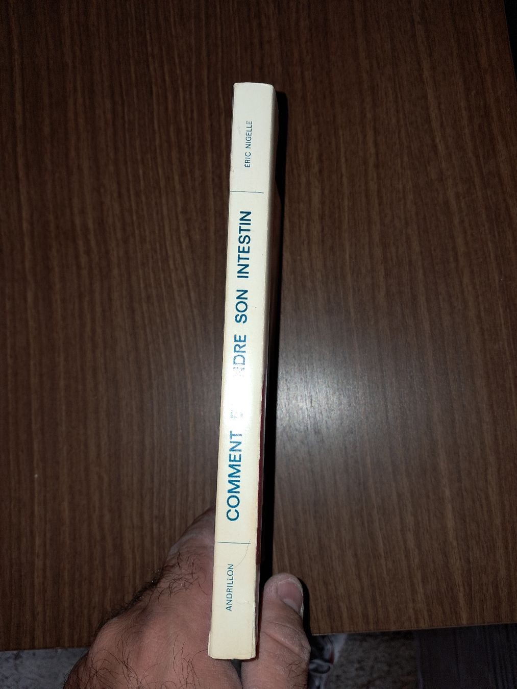 Libri: Comment defendre son intestin ou le reeduquer – Usato da Le locle venduto da juliensaran 1