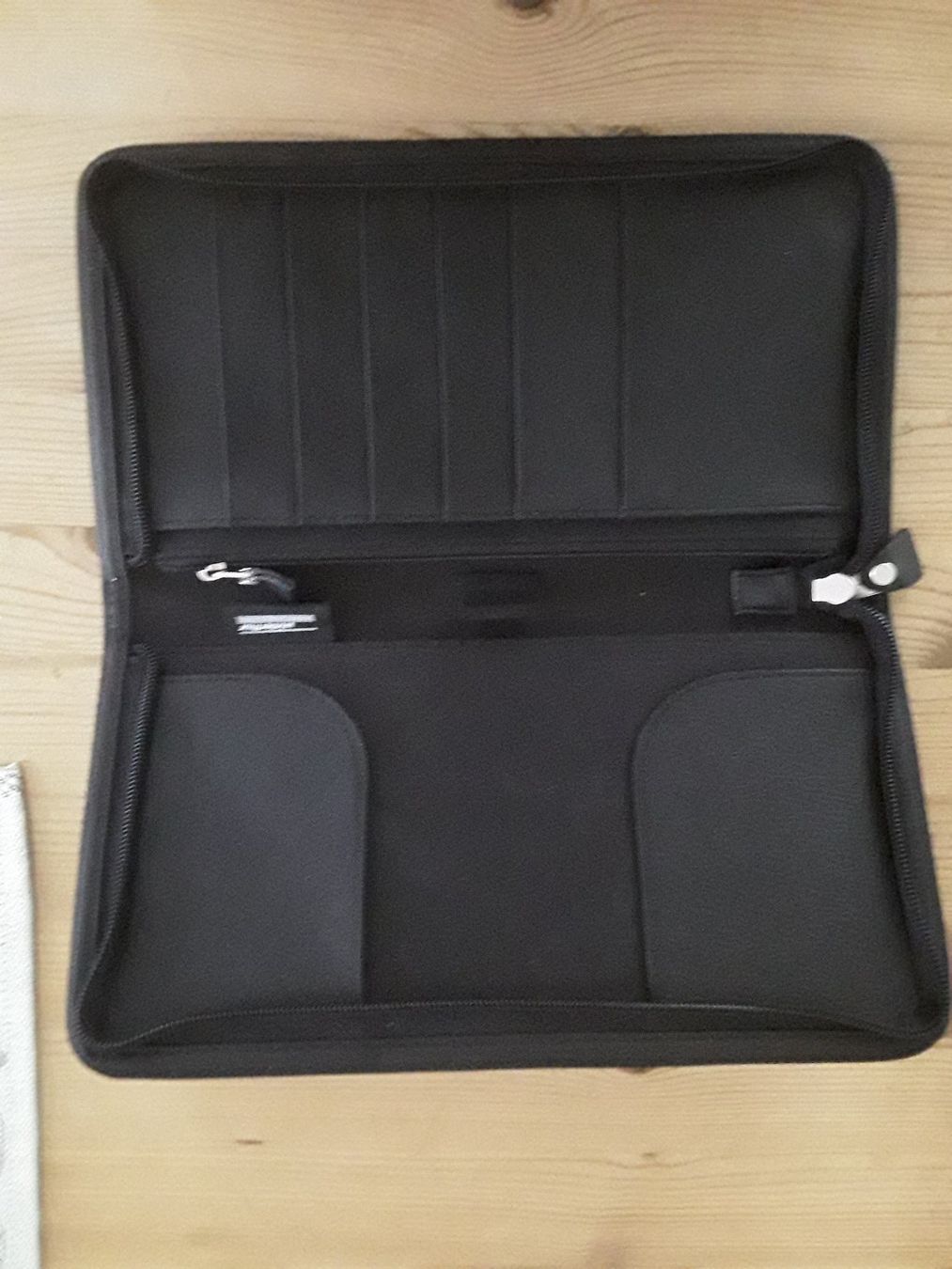 Altro in  Abbigliamento & Accessori: Etui aus Kunstleder / 662J – Usato da Knutwil venduto da Virginia007 2