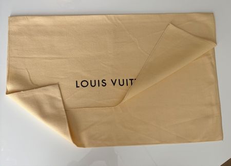 LOUIS VUITTON 🌹Staubeutel 55x35 cm
