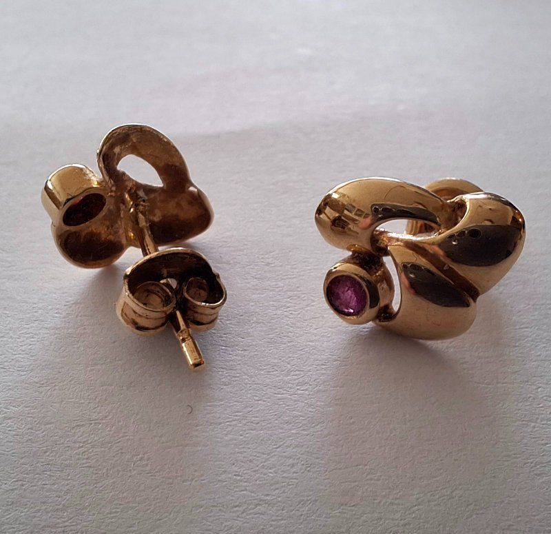 Orecchini pendenti & Orecchini a lobo: Ohrstecker gold, vintage – Usato da Weggis venduto da daisyflower 3