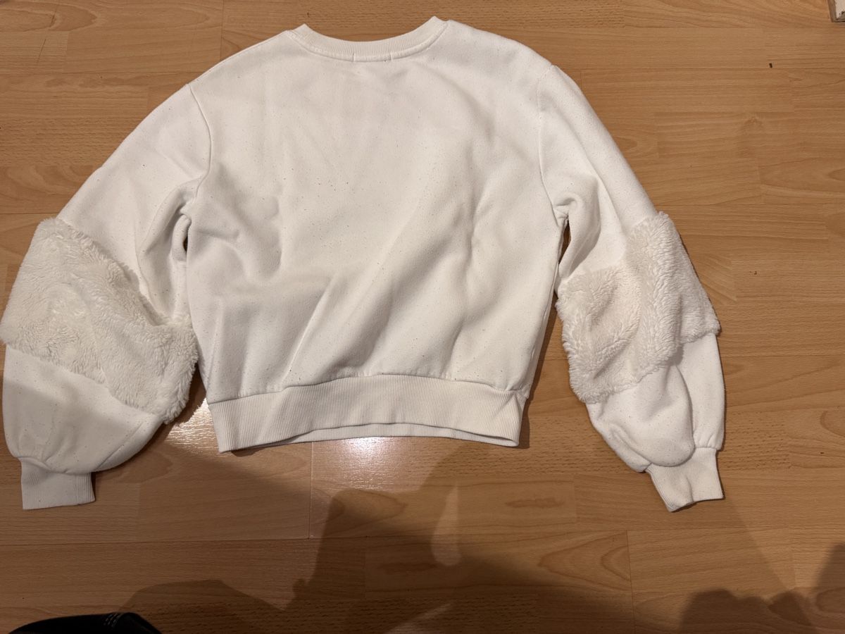Pulls & Sweat-shirts: Weisser Pulli mit Teddyfell – D'occasion à Zürich par man_nq66 2