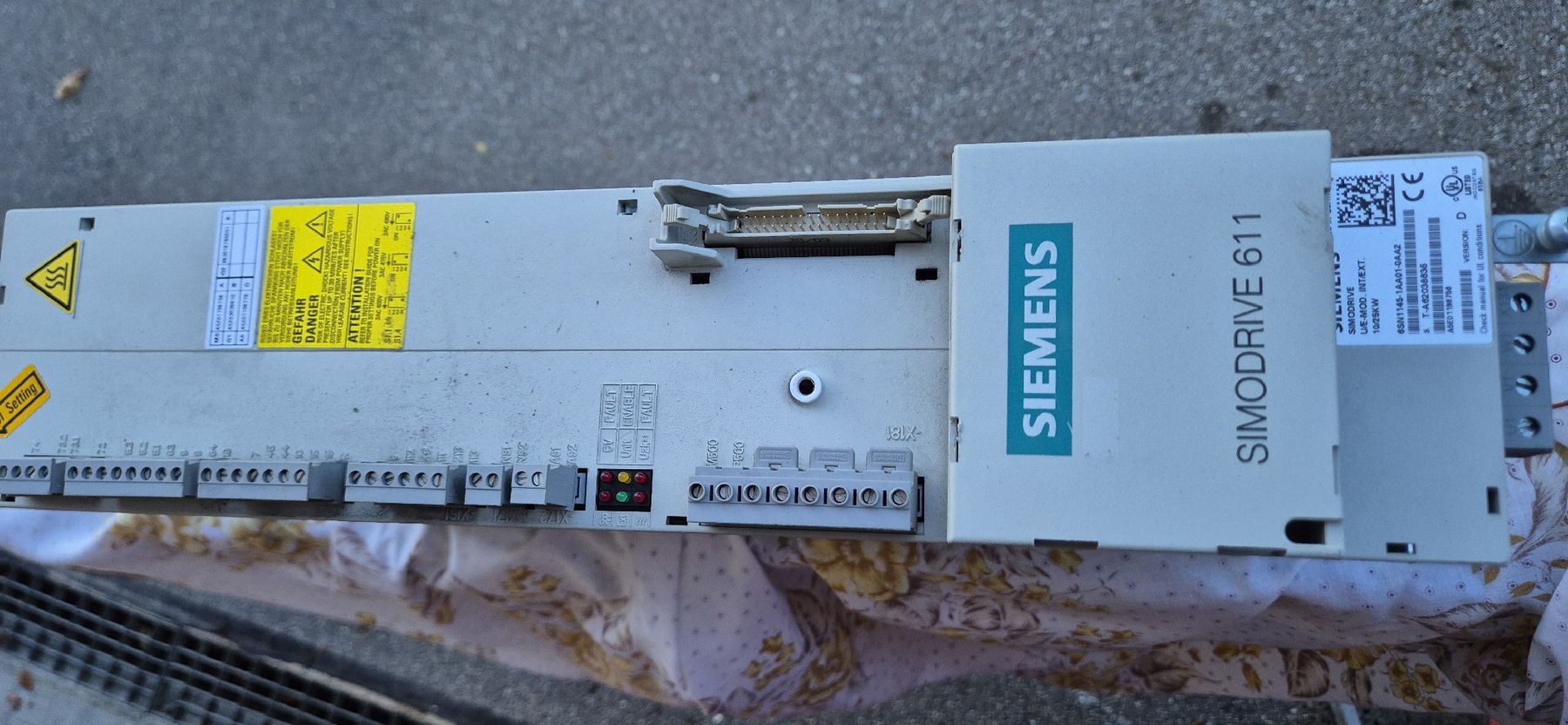 Siemens Componenti elettronici: Siemens SIMODRIVE 611 – Usato da Berlens venduto da ETE68