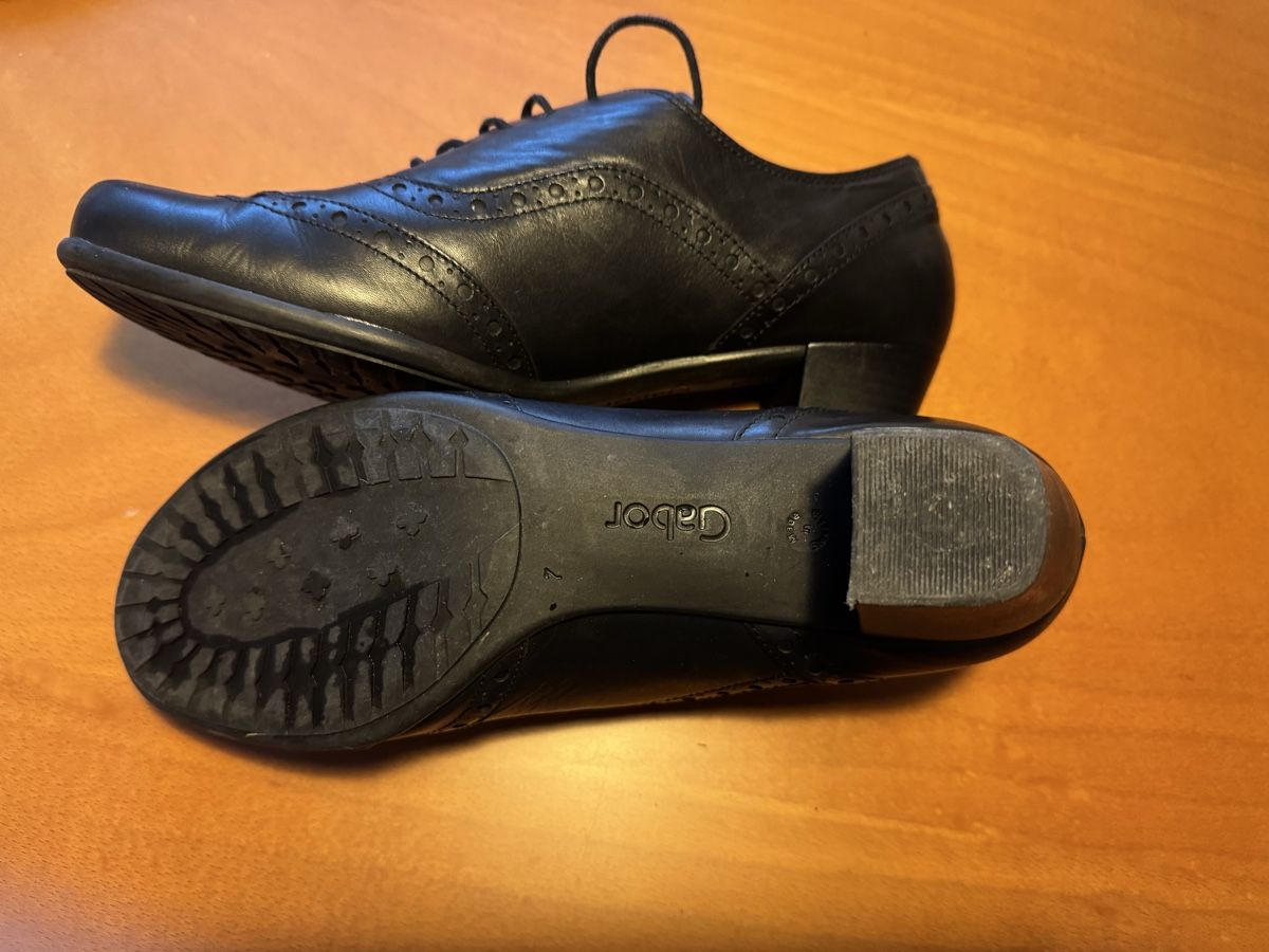 Scarpe da donna: Gabor Schnürschuhe Grösse 40  Leder – Usato da Hitzkirch venduto da riririri 1