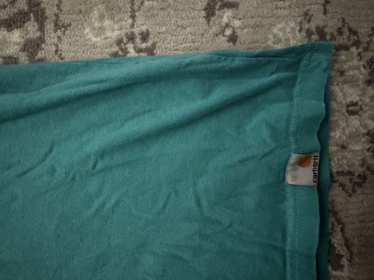 Carhartt T-shirt: Carhartt Tshirt – Usato da Schaan venduto da kri_tsw8 5
