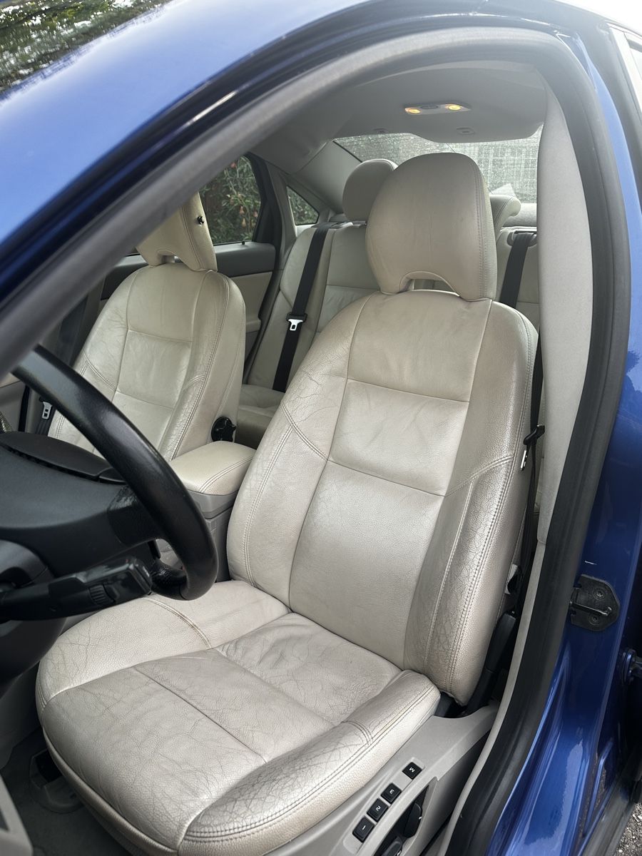 Volvo Autos: Volvo S40 T5 AWD – Gebraucht aus Bibern SH von HEMI.94 8