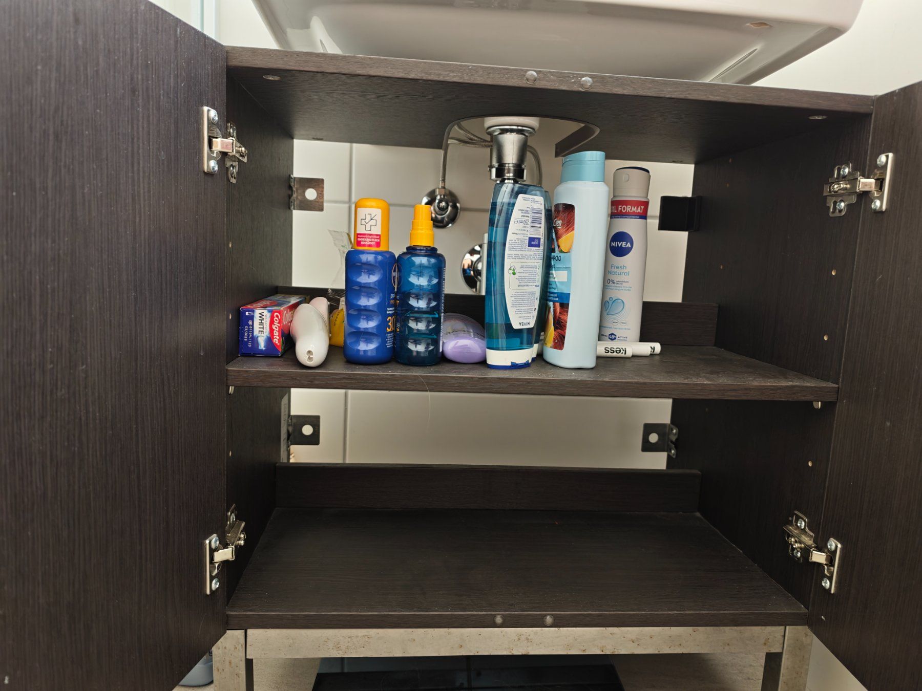 Badezimmermöbel: Badezimmer Unterschrank – Gebraucht aus Marthalen von man_h9vp 1