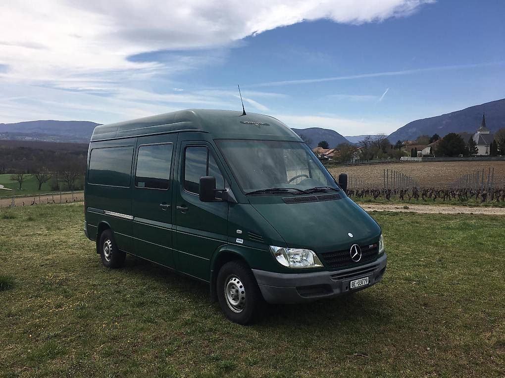 Mercedes-Benz Camping Fahrzeuge: Mercedes Benz Sprinter 211 CDI – Gebraucht aus Château-d'Oex von ann_c5v6