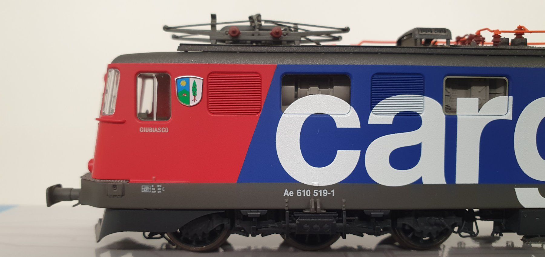 Piko Modellini di ferrovie: PIKO 97217 SBB Ae 6/6 Giubiasco  Cargo, mit Sounddecoder – Nuovo e nell'imballaggio originale da Würenlos venduto da juruth 3