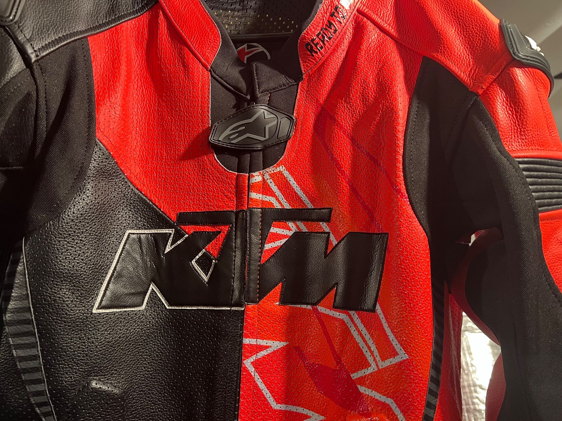 Alpinestars Completi: Neues Replica Alpinestars Lederkombi – Usato da Riedern venduto da 1290SDR