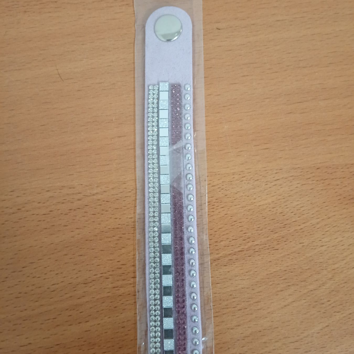 Ketten: Halsband mit Strasssteinen neuwertiglila oder beige  – Neu und originalverpackt aus Winterthur von pjuma01 3