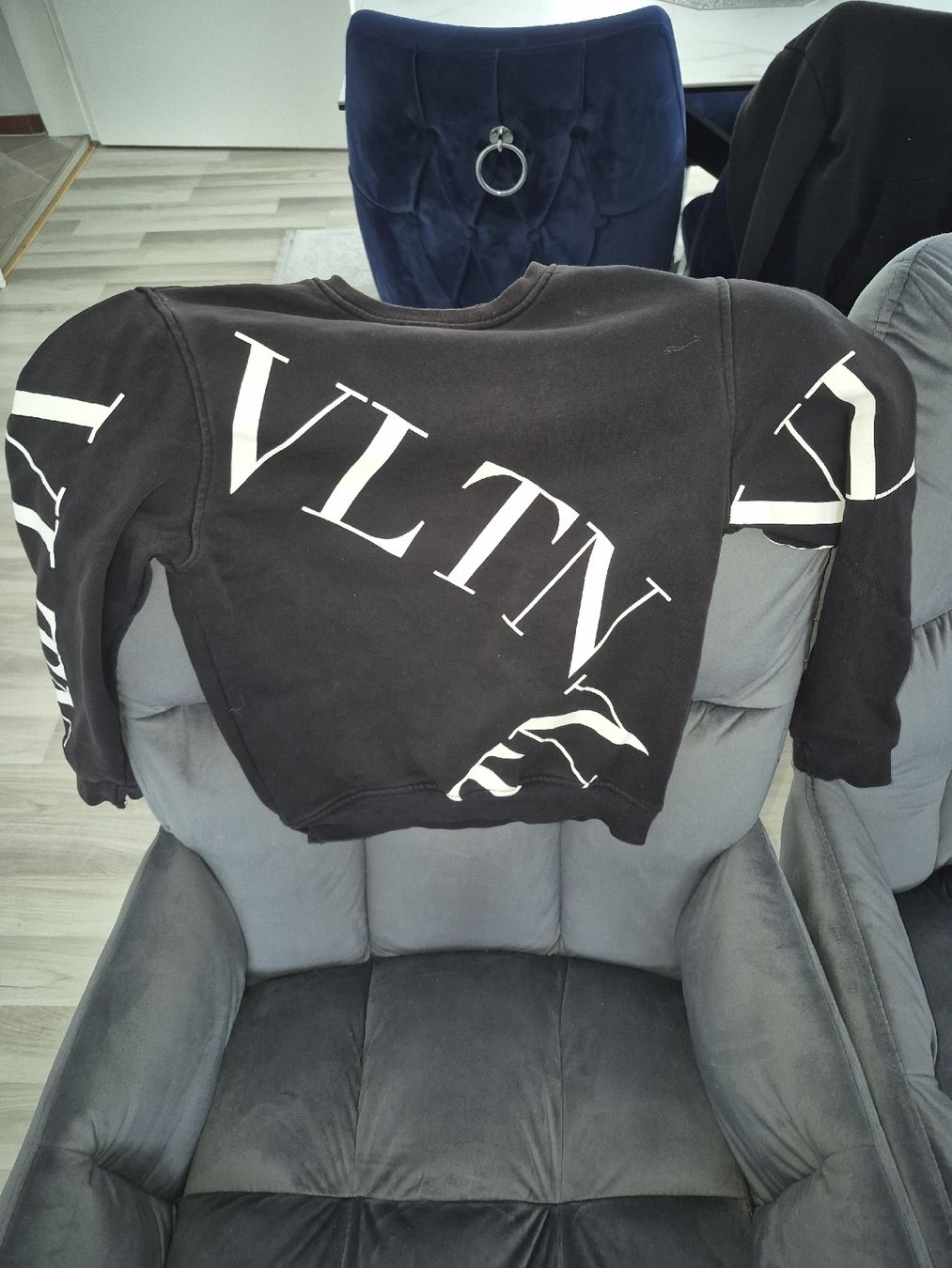 Pullover & Sweatshirts: Kinder pullover – Gebraucht aus Winterthur von Lumi11 1