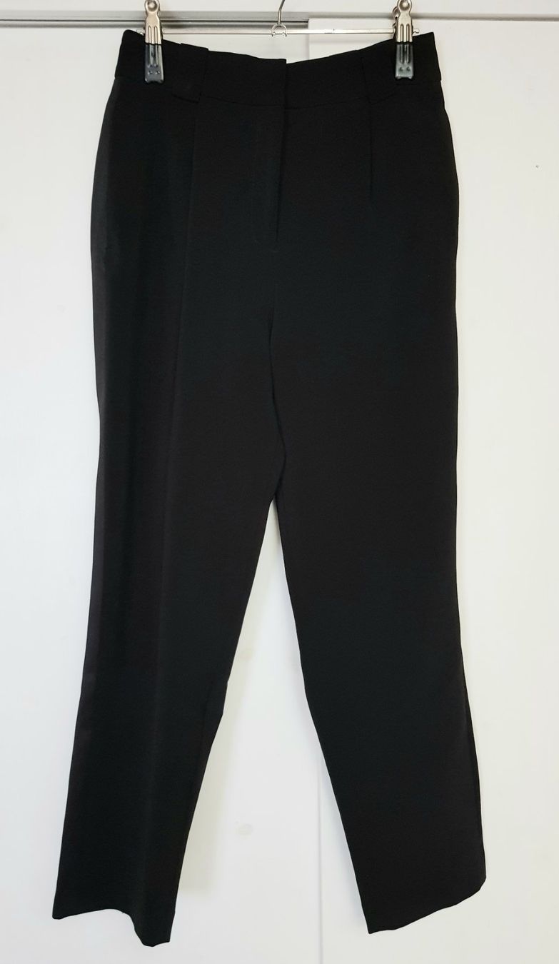 H&M Pantaloni: Hose – Usato da Brunnen venduto da CHOUCHOU. 3