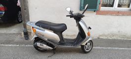 piaggio sfera 125
