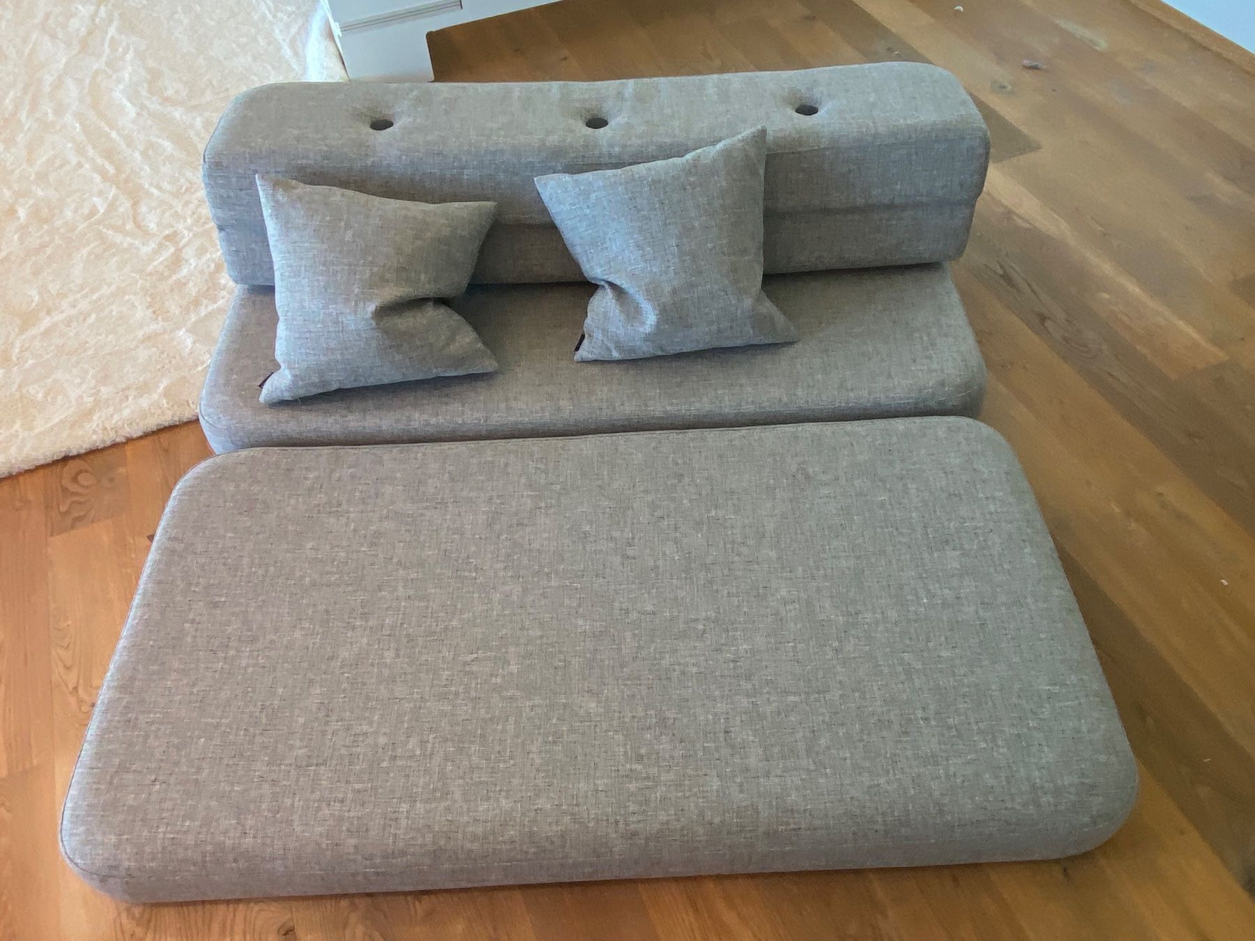 Divani: Sofa KLIPKLAP 140 x 140 x 50 cm – Usato da Richterswil venduto da Busanca 1