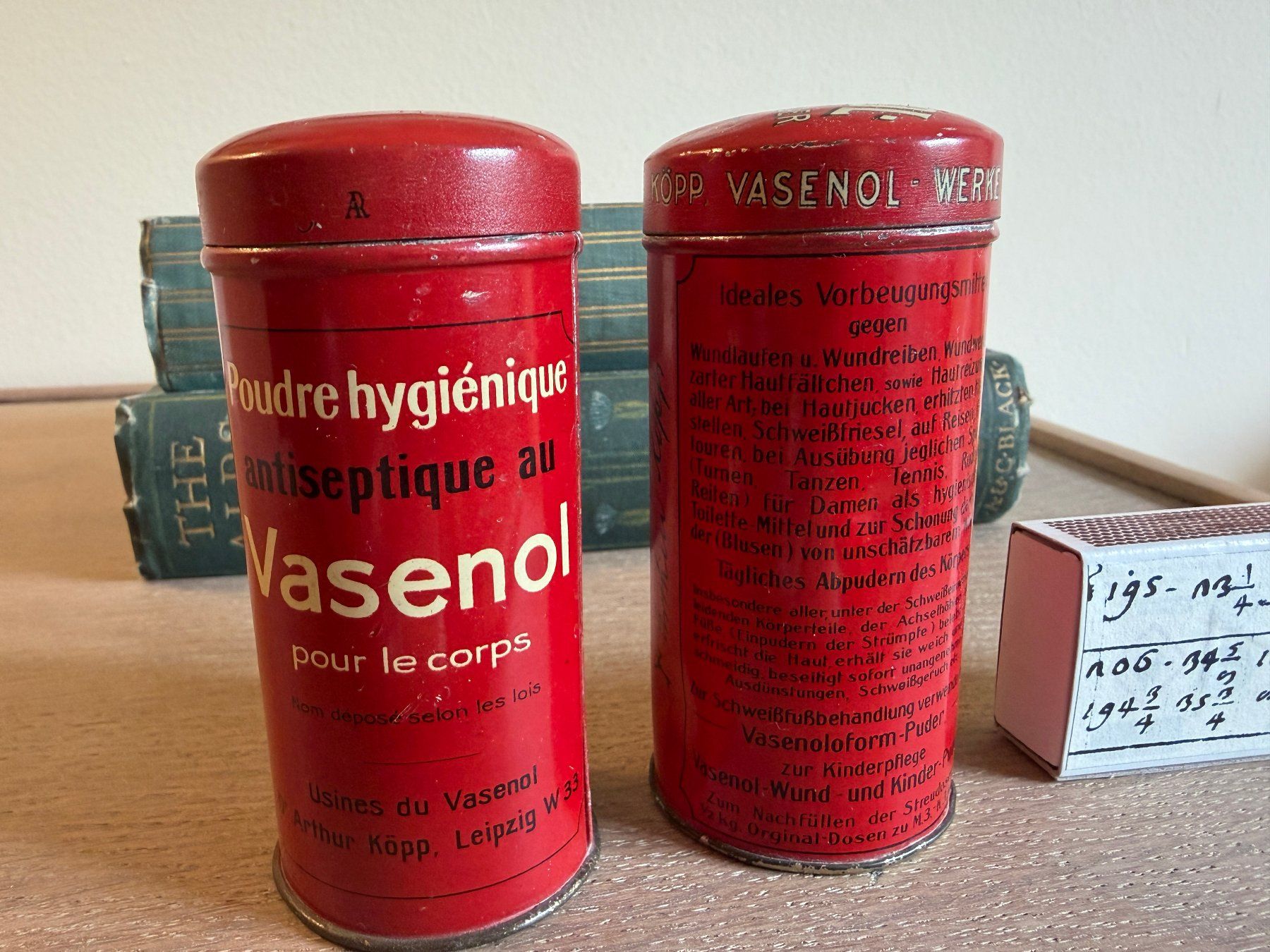 Contenitori & Simili: zwei Antike Talcum Puder Dose – Usato da Bern venduto da ewi21 2