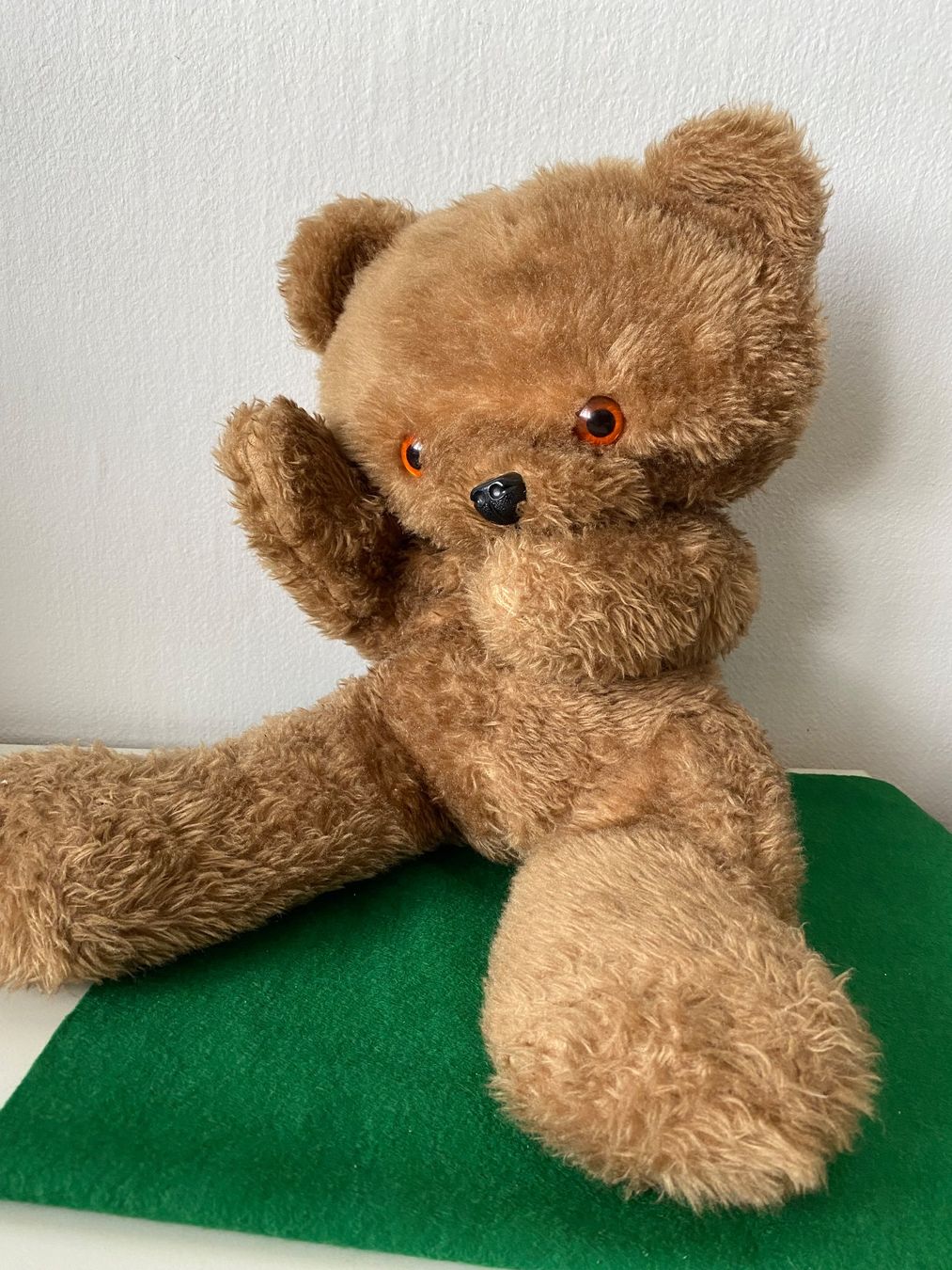 Spielzeuge: Alter Teddybär, mit Brummfunktion! – Gebraucht aus Utzigen von Lasagne99 1