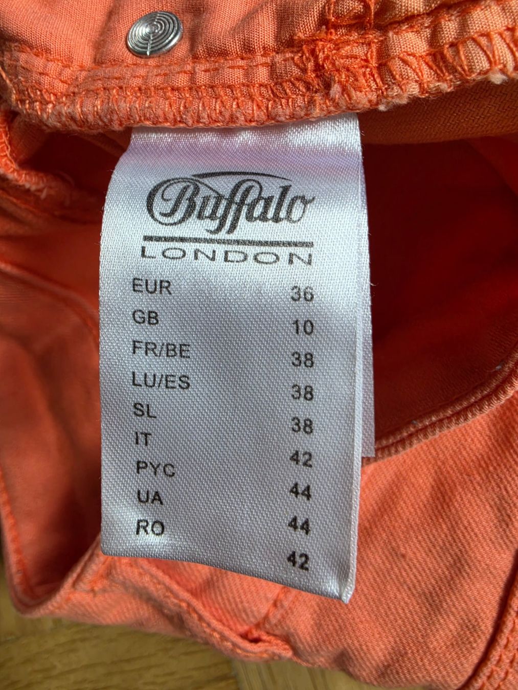 Buffalo Jeans: Hotpants Buffalo Gr. 36 – Gebraucht aus Stäfa von flamingo_17 5
