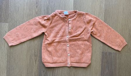 Cardigan/ Jäggli mit Herzlochmuster in orange
