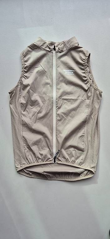 Pas Normal Studios Gilets & Westen: Pas Normal Studios Gilet – Neu (gemäss Beschreibung) aus Paspels von cap_s2my
