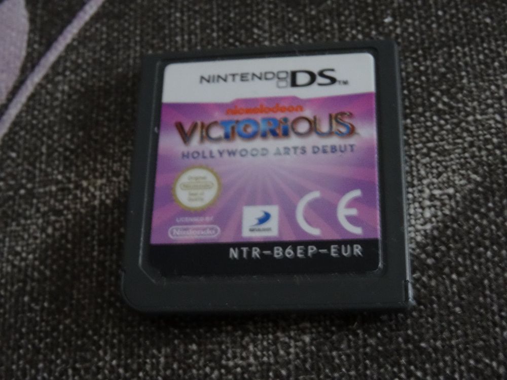  Victorious: Hollywood Arts Debut - Nintendo DS : D3