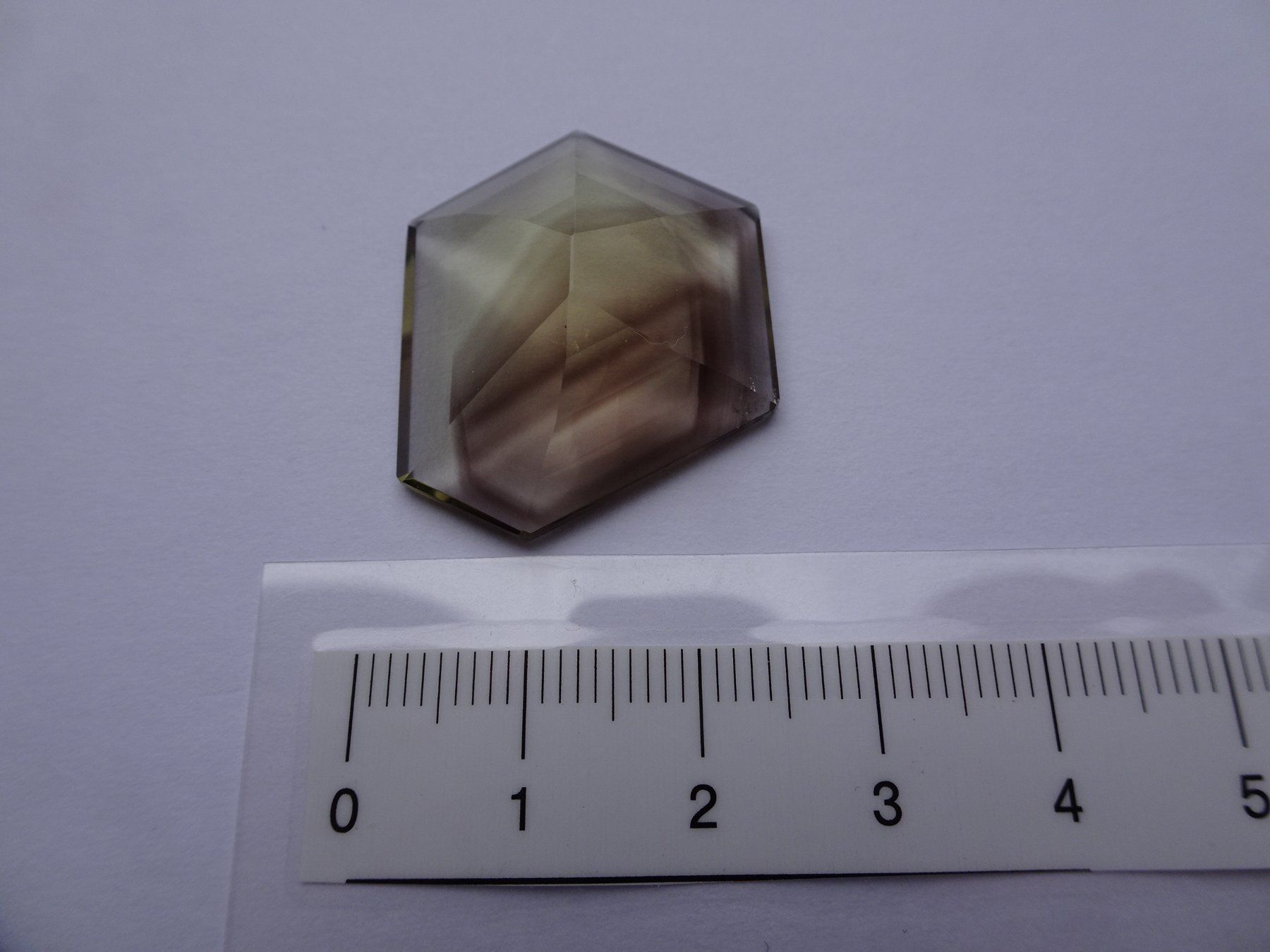 Edelsteine: Speziell geschliffener  Phantom Rauchquarz – Neu (gemäss Beschreibung) aus martina von Tignuppa 1