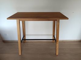 Bartisch aus Holz