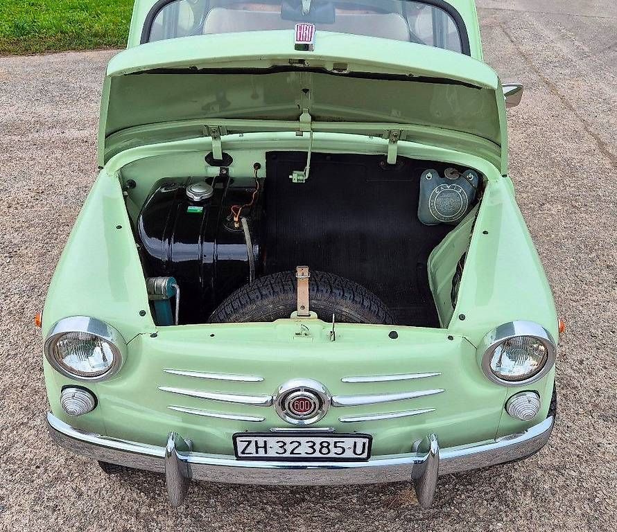 Autos: FIAT 600 – D'occasion à Langenthal par Goergens10 6