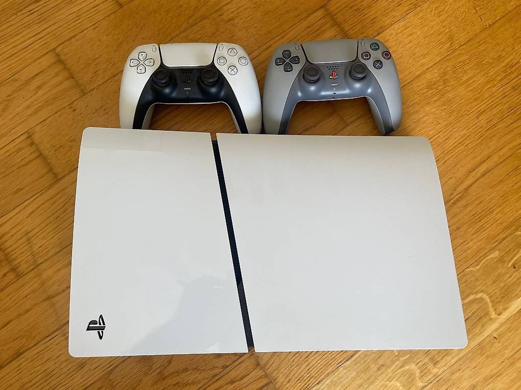 Console: PlayStation 5 Slim Digital Edition  1TB inkl. 2 Controller – Usato da Niederhasli venduto da Alex31011995 2