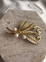 Vintage Brosche goldfarben mit Perlen – filigranes Design