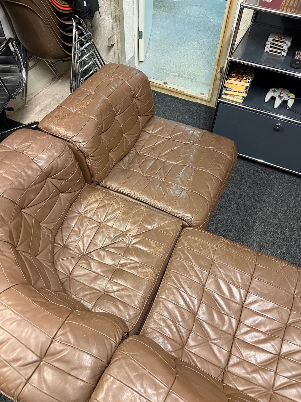 De Sede Divani: De Sede Sofa DS11 DS-11, vintage Patchwork Modular Sofa – Usato da zürich venduto da PapaMoll86 1