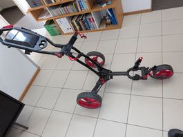 Golf Trolley 3-Rad klappbar schwarz rot gebrauchter Zustand