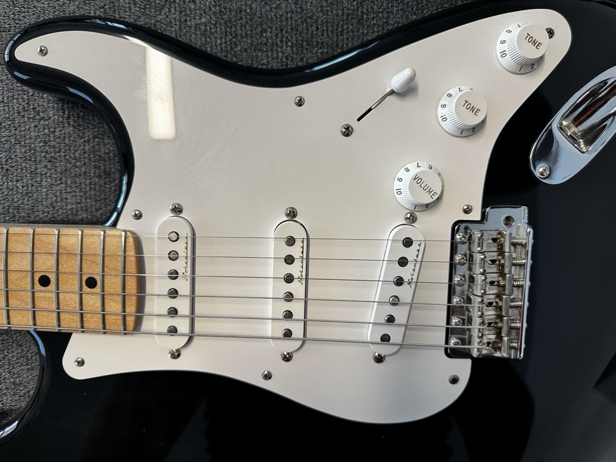 Fender Musikinstrumente: Fender Custom Shop Eric Clapton Stratocaster “Blackie” 2015  – Neu (gemäss Beschreibung) aus Flims Waldhaus von djslim132 4