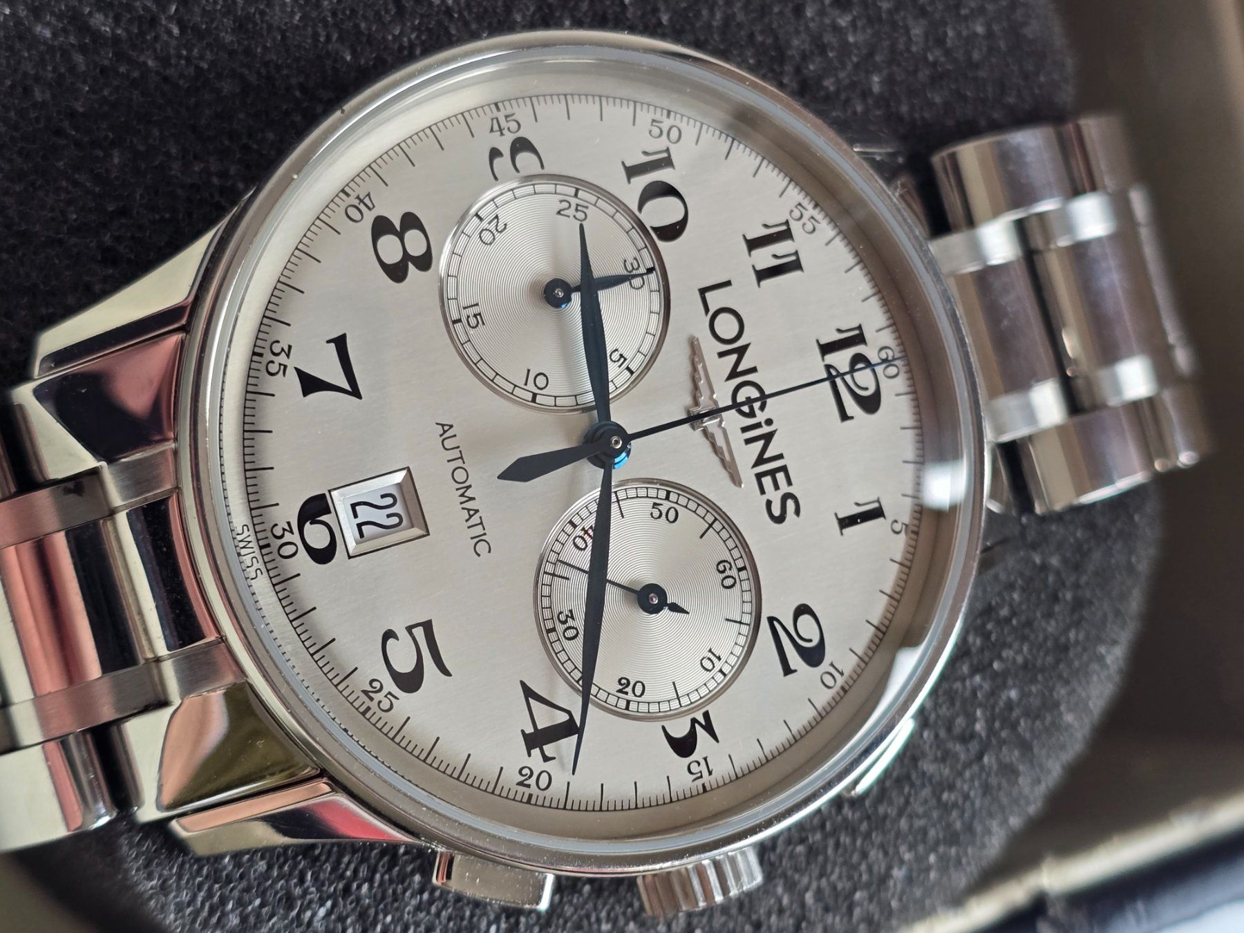Longines Orologi: Longines Master Collection Chronograph L2 650 4 + Box Jumbo – Usato da Muri AG venduto da Corredor 8