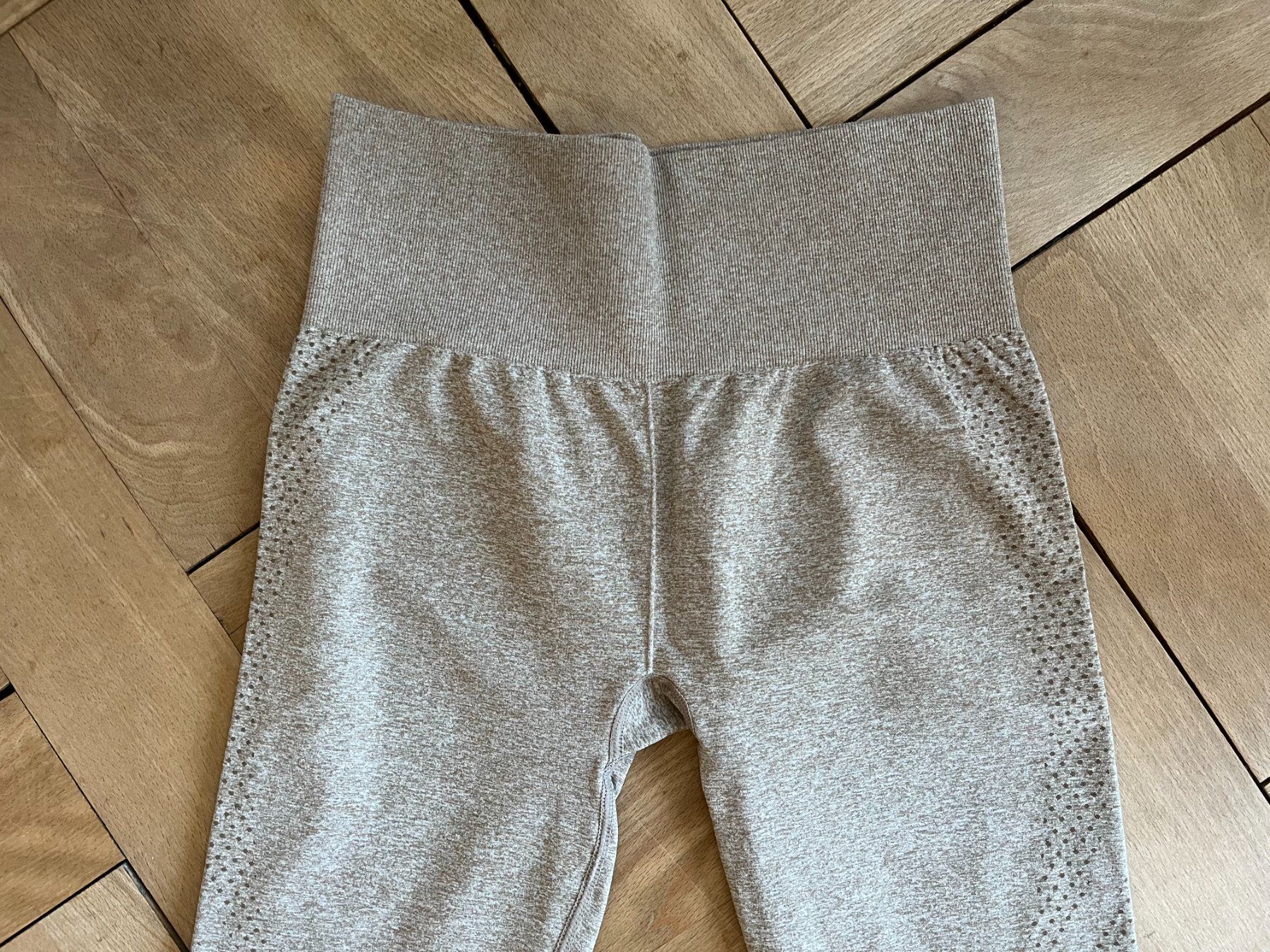 H&M Leggings: H&M Seamless Leggings Tights beige – Usato da Zürich venduto da its-love 2