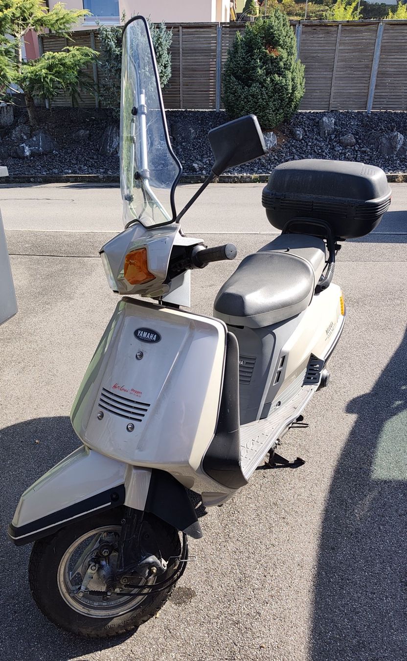 Yamaha Scooter: Yamaha XC 125 Beluga – Difettoso da Ebikon venduto da Maverik8