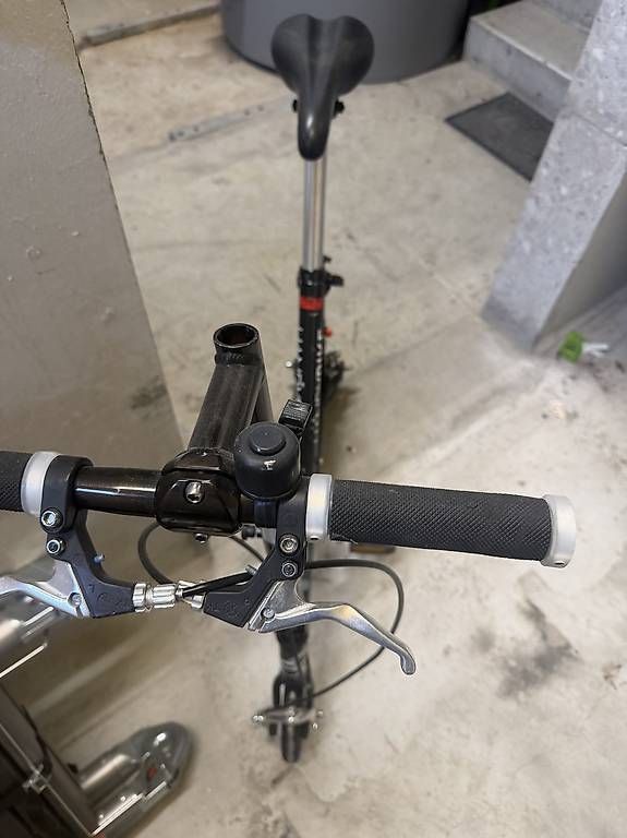 Kickboard: Trottinette  – D'occasion à Thun par Bern_1234 1